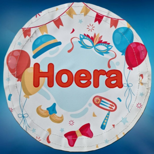 Button Hoera